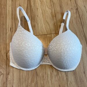 Pink Victoria’s Secret Wear Everywhere Push Up NWT